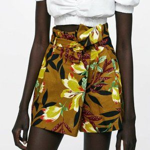 NWT Zara Tropical Prints High Waist Paper Bag Linen Bermuda Shorts, Size…